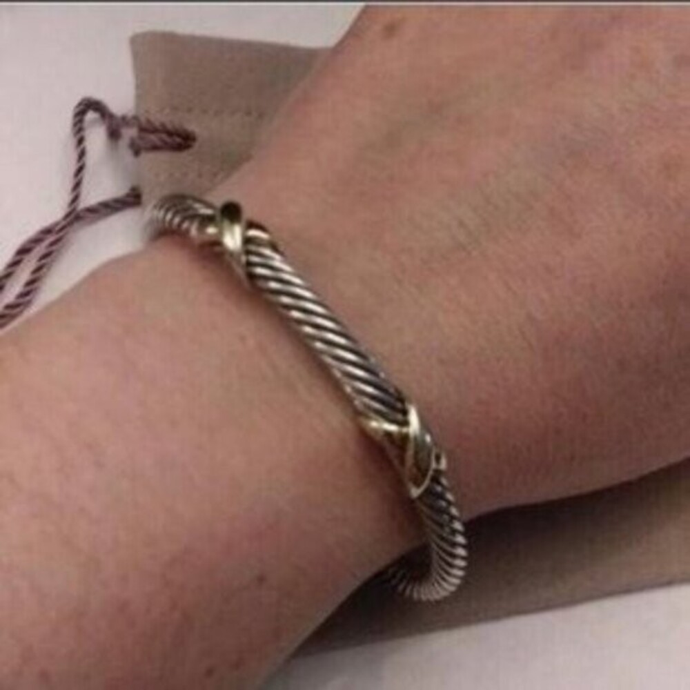 David Yurman Double X Bracelet w Gold. 5mm